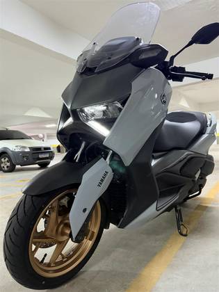 YAMAHA XMAX 300 CONNECTED ABS 